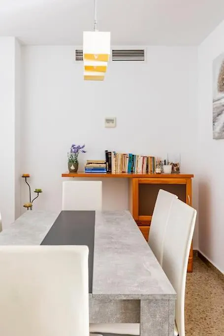 Amplio Piso Para Disfrutar Del Centro De Malaga Con Parking Gratuito Apartment