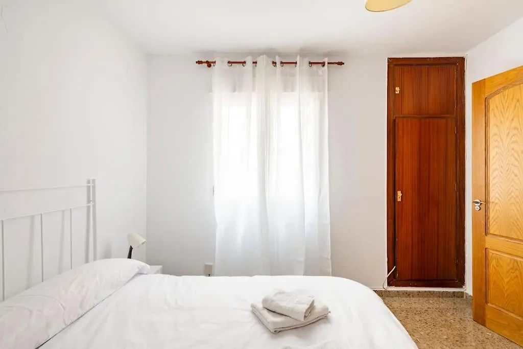 Amplio Piso Para Disfrutar Del Centro De Malaga Con Parking Gratuito Apartment