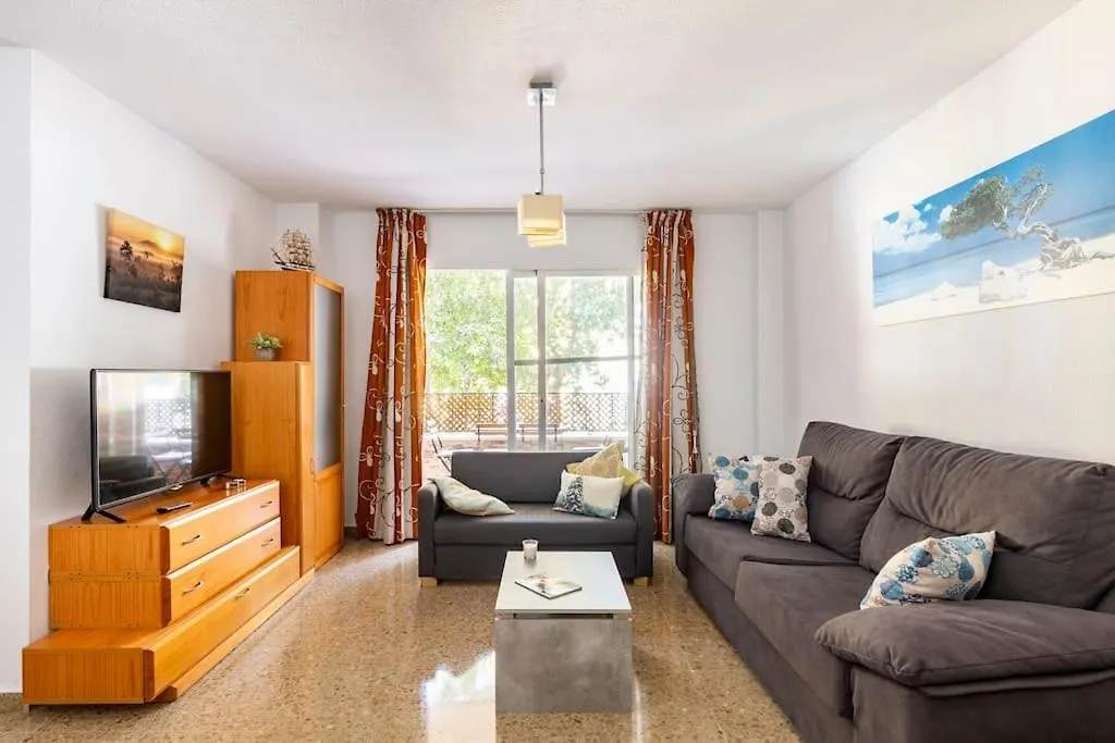 Amplio Piso Para Disfrutar Del Centro De Malaga Con Parking Gratuito Spain